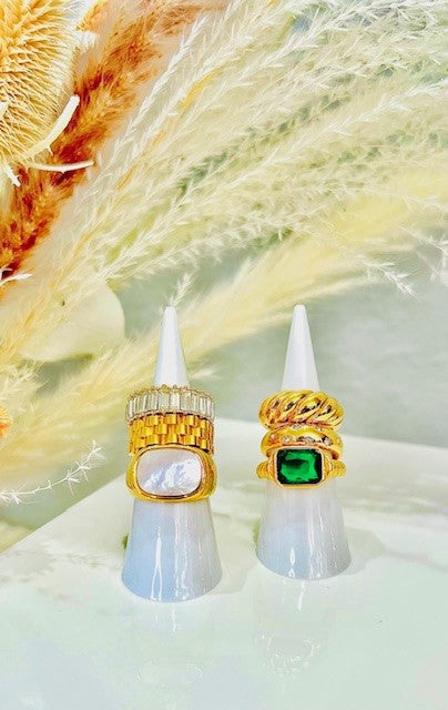 Mother of Pearl Gold Ring