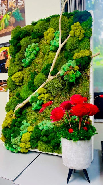 Blooming Moss Delight